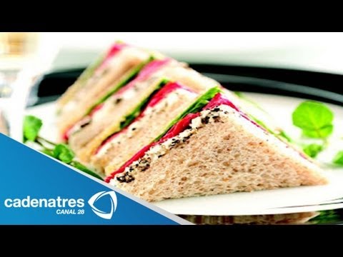 Sandwich de pavo con brotes de alfalfa / Receta Sandwich - UClIHawzMOBFQc1QZu2XYuoQ