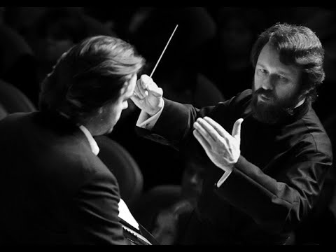 Bach. Passacaglia and Fugue. Conductor Metropolitan Hilarion Alfeyev - UCqlOGPWldiA8rHsZcMSmtBg