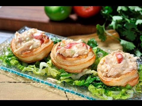 Volovanes con pollo a la reina - Chicken Puff Pastries - UCvg_5WAbGznrT5qMZjaXFGA