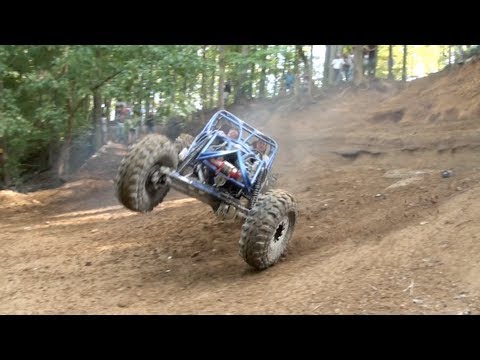 Rock Bouncers Take Over Trucks Gone Wild - UCQMYWynQkK-Q-sd0u2_rF0A