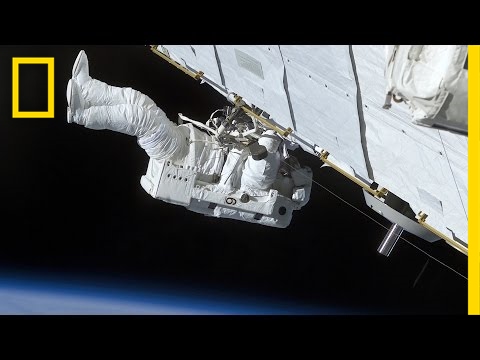 What Happens When an Astronaut Drops Something in Space? | Short Film Showcase - UCpVm7bg6pXKo1Pr6k5kxG9A