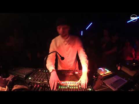 Leibniz Boiler Room Leipzig Live Set - UCGBpxWJr9FNOcFYA5GkKrMg