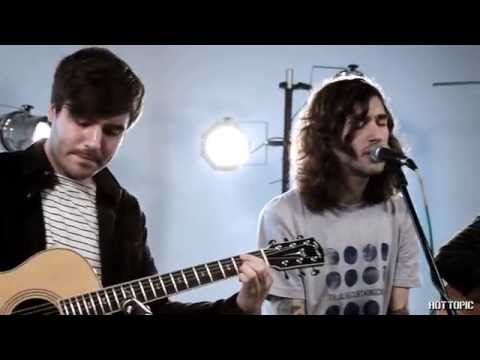 Hot Sessions: Real Friends "Keep Lying To Me" - UCTEq5A8x1dZwt5SEYEN58Uw