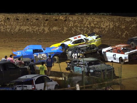 Stock 4b at Winder Barrow Speedway July 16th 2022 - dirt track racing video image