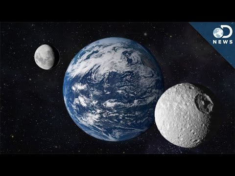 Does Earth Have A Second Moon? - UCzWQYUVCpZqtN93H8RR44Qw