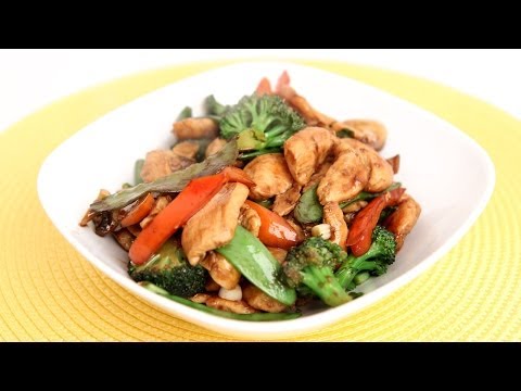 Chicken & Veggie Stir Fry Recipe - Laura Vitale - Laura in the Kitchen Episode 733 - UCNbngWUqL2eqRw12yAwcICg