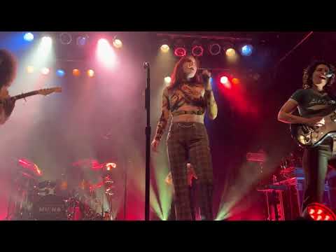 MUNA - Anything But Me (Live Toronto)