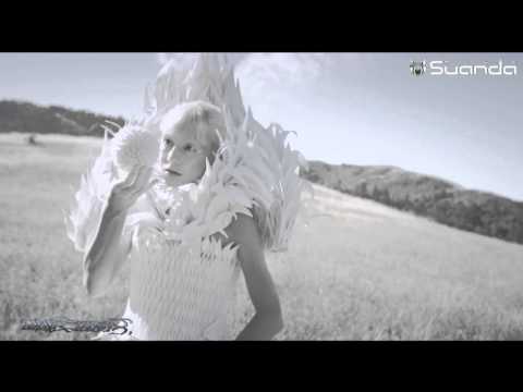 Roman Messer feat. Christina Novelli - Frozen (Alex M.O.R.P.H. Remix) [Suanda] Promo►Video Edit ♛ - UC5fN-mmgElKGyoydNeUy8Ww