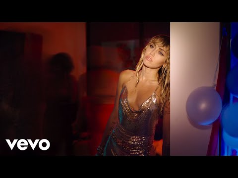 Miley Cyrus - Slide Away (Official Video) - UCdI8evszfZvyAl2UVCypkTA