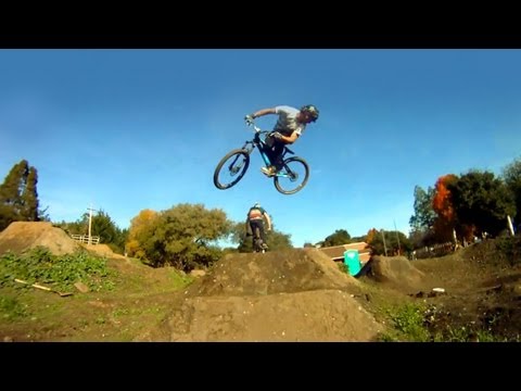 GoPro HD Hero Camera: Bike Jump Sessions - UCqhnX4jA0A5paNd1v-zEysw