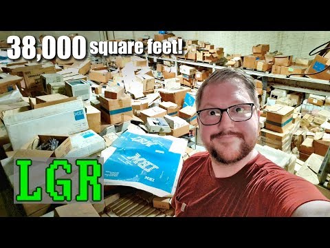 Exploring a MASSIVE Retro Computer Warehouse! - UCLx053rWZxCiYWsBETgdKrQ