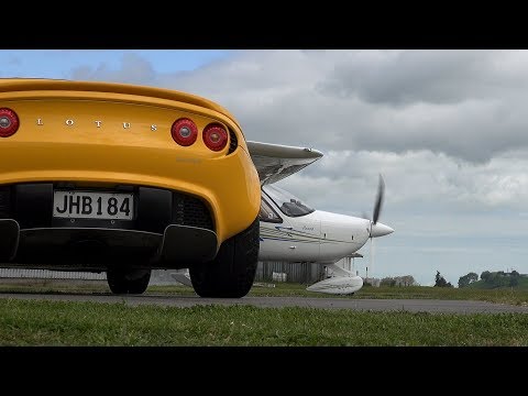 A weekend at Tokoroa Airfield (watch the crosswind landings) - UCQ2sg7vS7JkxKwtZuFZzn-g