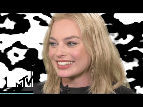 Margot Robbie Talks About Being Cast in 'Suicide Squad' | MTV News - UCxAICW_LdkfFYwTqTHHE0vg