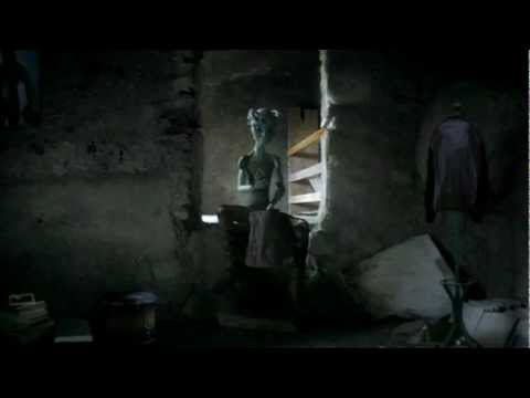 Il videoclip  di "Fiori" di Adriano Celentano ha utilizzato Pentedattilo nel periodo del cantiere