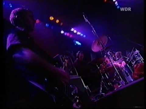 Chumbawamba - Love me