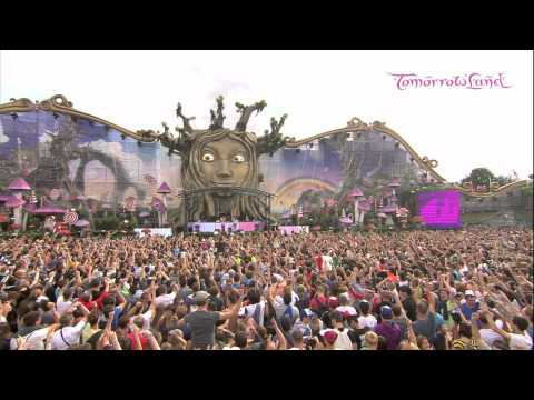 Tomorrowland 2011 | Saturday - UCsN8M73DMWa8SPp5o_0IAQQ