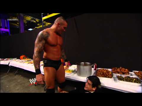 A brawl between Alberto Del Rio and Randy Orton quickly escalates into a food fight.: SmackDown, Nov - UCJ5v_MCY6GNUBTO8-D3XoAg