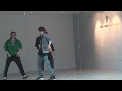 보이프렌드 민우 안무 연습영상(Boyfriend Minwoo dance)