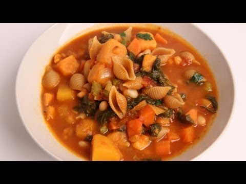 Winter Minestrone Soup Recipe - Laura Vitale - Laura in the Kitchen Episode 332 - UCNbngWUqL2eqRw12yAwcICg