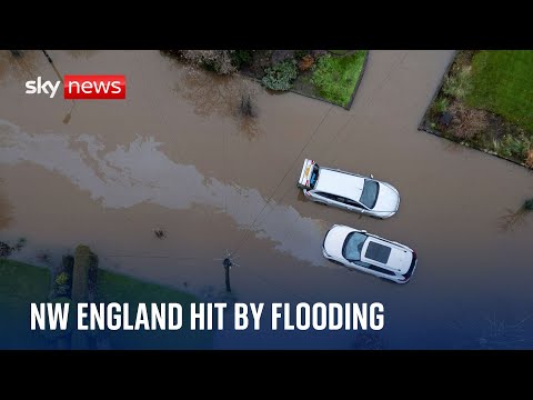 Flooding: 'Major incident' declared in Greater Manchester