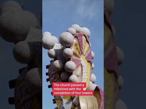 La Sagrada Familia church nears completion