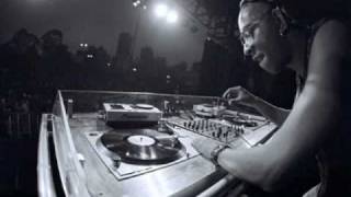 Infrared Vs Gil Felix - Capoeira (DJ Marky & XRS Remix)