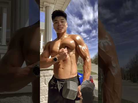 मसल्स कैसे बनते है (how to build muscles by going to the gym)