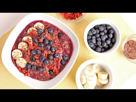 Berry Smoothie Bowl Recipe - Laura Vitale - Laura in the Kitchen Episode 1011 - UCNbngWUqL2eqRw12yAwcICg