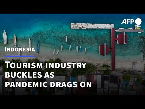 Virus turns Indonesia holiday islands into tourist desert | AFP