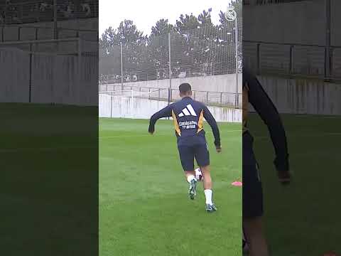 🤯 Toni Kroos training golazo - from 2 angles! ✌️
