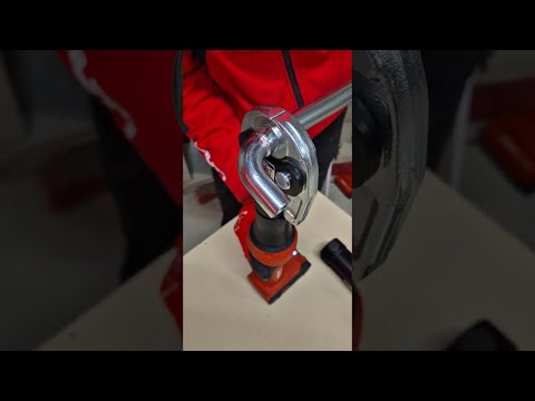 #shorts #Hilti Nuron NPR 19-22 Pipe Press Tool