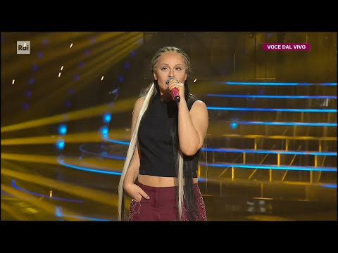 Silvia Salemi - Anna Oxa canta "Senza pietà" - Tale e Quale Sanremo 24/02/2024