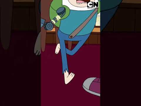 Finn lucha por justicia en cada aventura | Hora de Aventura LA