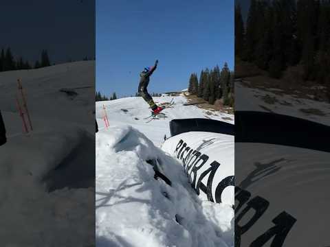 Mit gerade mal 7 Jahren über die große Schanze inklusive Landung / Kitzbühel  #ski