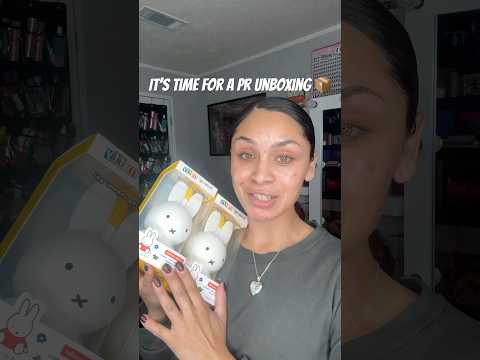 It’s time for a pr unboxing #prunboxing #prpackages #viral #fyp #newmakeup