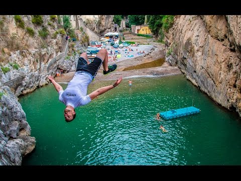 Behind the Scenes - Cliff Jumping Italy - Creating a Contiki Legend - default