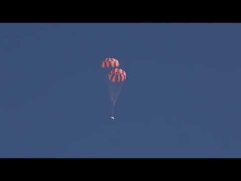 Orion Passes Parachute 'Failure' Test | Video - UCVTomc35agH1SM6kCKzwW_g