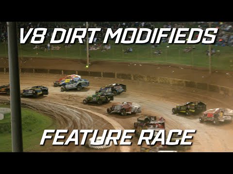 V8 Dirt Modifieds: Paul Britten 44 - A-Main - Archerfield Speedway - 02.01.2022 - dirt track racing video image