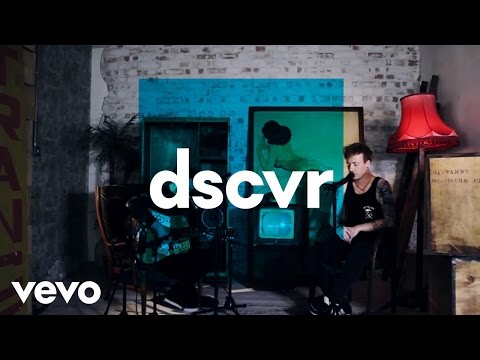 Mallory Knox - Shout at the Moon - Vevo dscvr (Live) - UC-7BJPPk_oQGTED1XQA_DTw