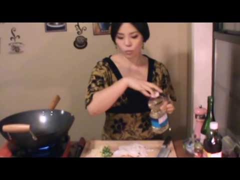 Stir Fry Recipe : Tipsy Noodles Recipe (How to Stir Fry): Thai Cuisine : Asian at Home - UCIvA9ZGeoR6CH2e0DZtvxzw