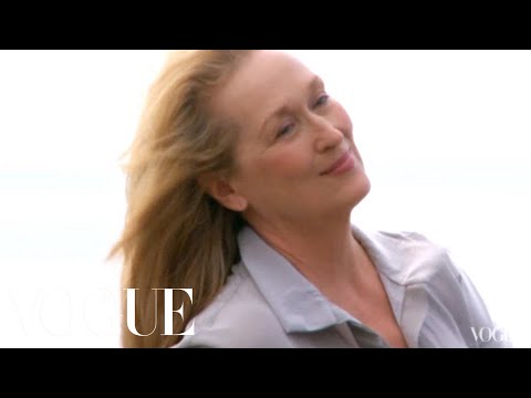 Meryl Streep's Cover Shoot - UCRXiA3h1no_PFkb1JCP0yMA