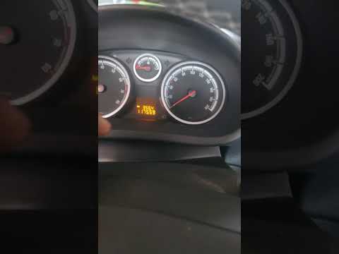 ¿Cómo se resetea el testigo de Service de la Opel Corsa?
