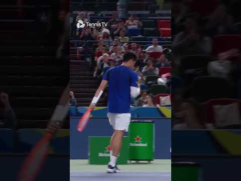 One Of The Best Tennis Opening Points EVER?!