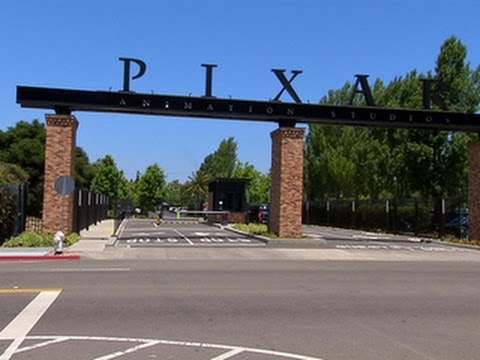 CNET News - Pixar goes back to the future to make 'Monsters University' - UCOmcA3f_RrH6b9NmcNa4tdg