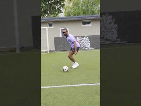 Learn VITINHA’s simple move that midfielders hate