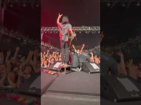 9/3(水) GORILLA HALL OSAKA  Ken Yokoyama 