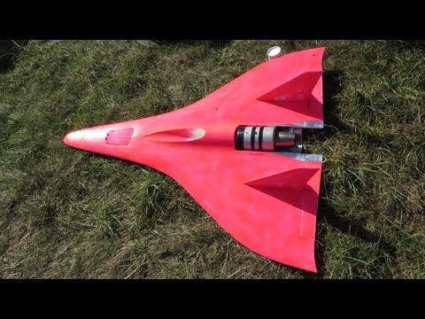 very very very fast Turbine powered RC Jet 440 MPH Speed Guinness World Record 2013 - UCH6AYUbtonG7OTskda1_slQ