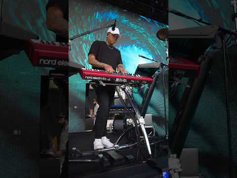 Shawn Gonzalez -keyboardist for #DirtyHeads talks about his rig - #gibraltarhardware  #keyboardist