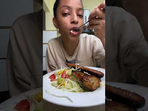 Haciendo ensalada casera