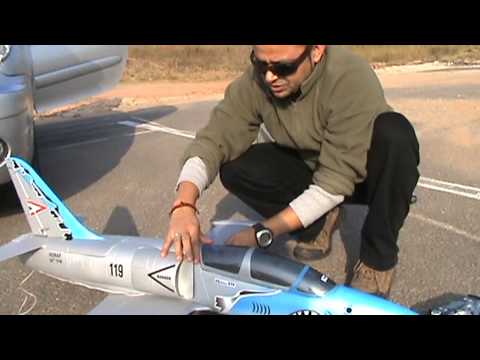 RC L-39 Albatross EDF Jet Maiden with bad CG - UCsFctXdFnbeoKpLefdEloEQ